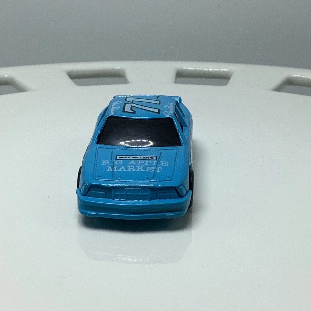 Racing Champions 1990 racing